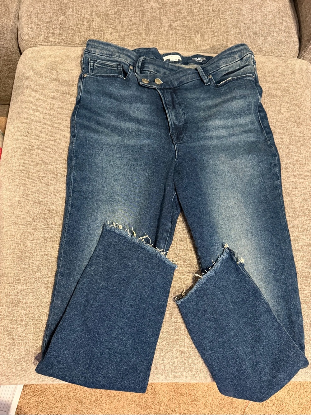 Good American Dark Blue Frayed Hem Cropped Jeans